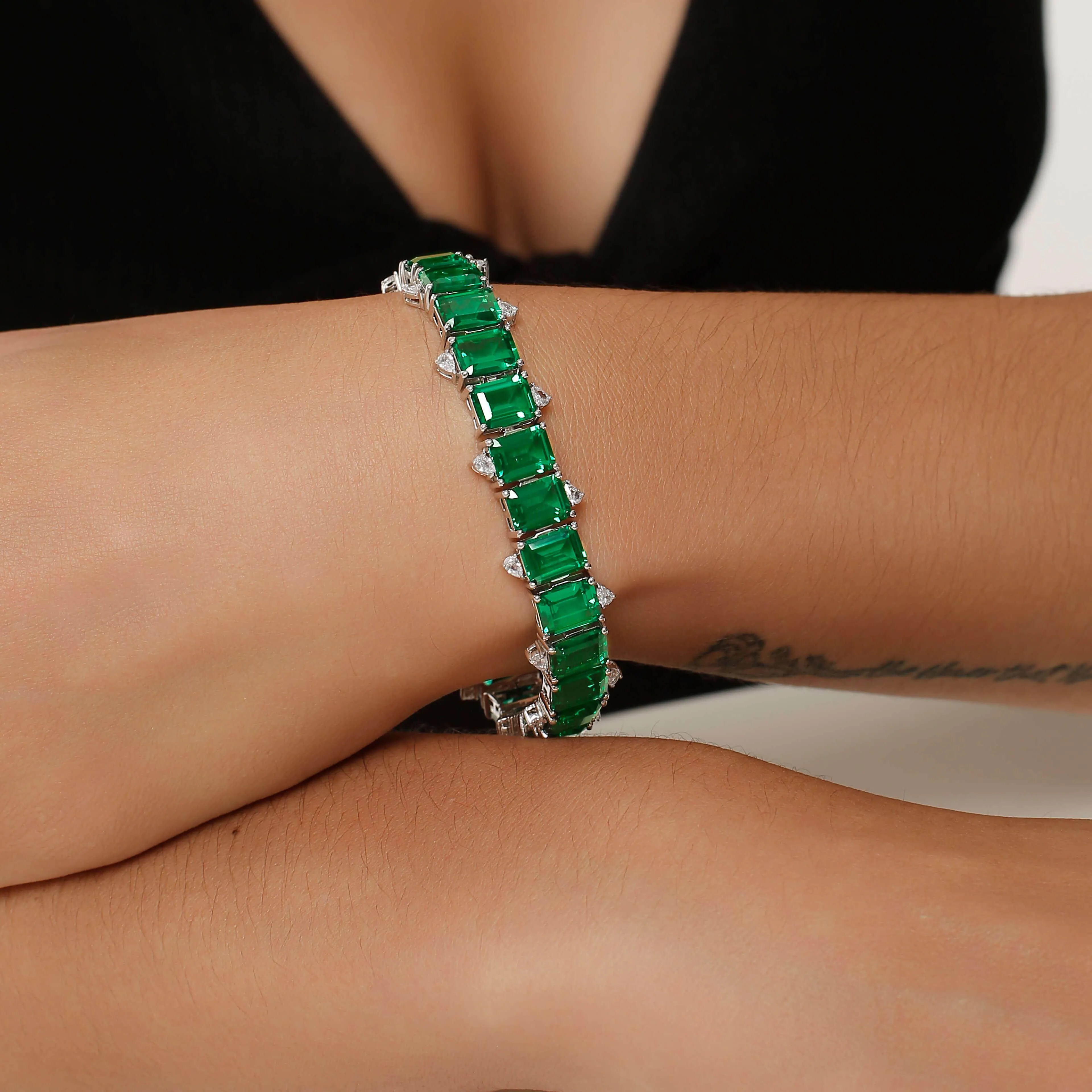 Emerald Bracelet The Earth Jewelry Set collection Designed by Tanin