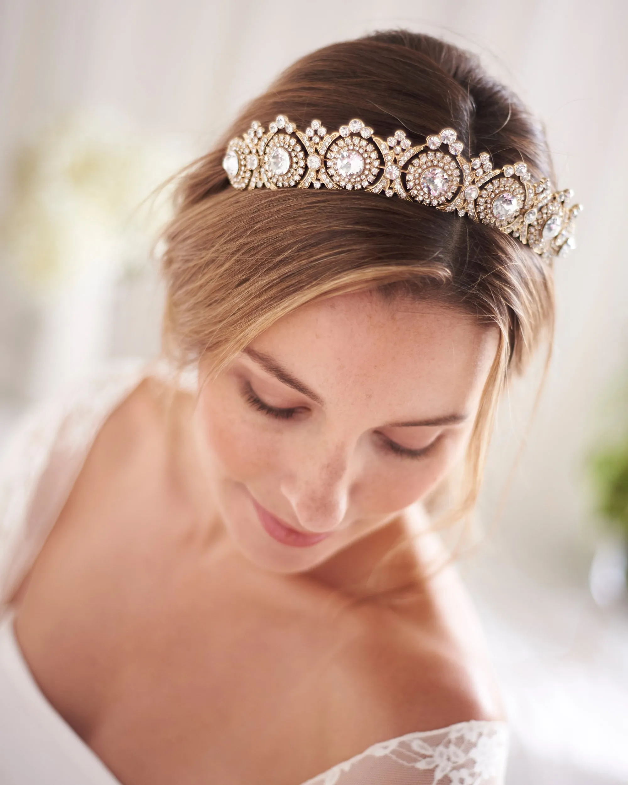 Joelle Vintage Crown
