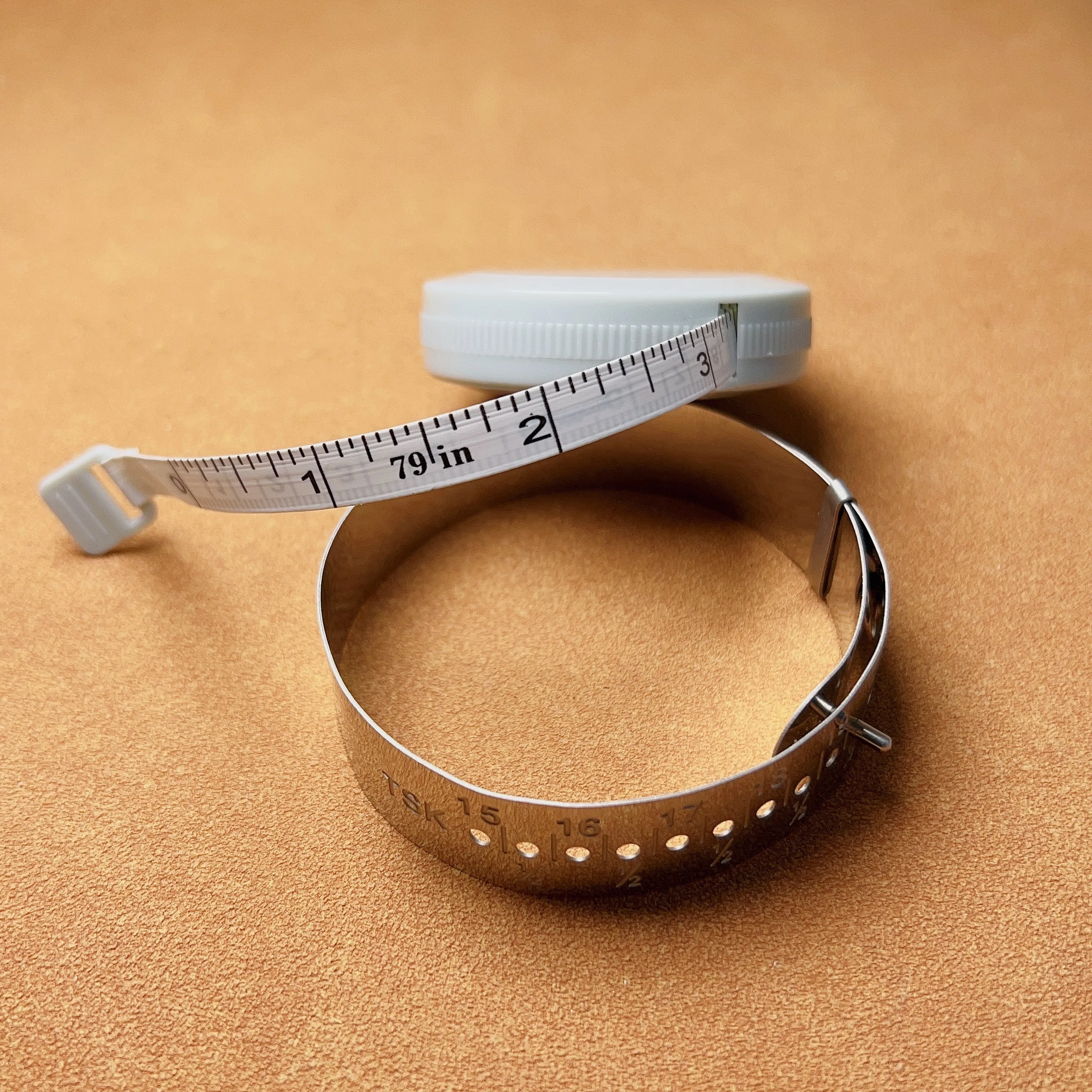 Package of Wrist Gauge and Measuring Tape Wrist Size Measuring Equipment DIY Jewelry Tools
